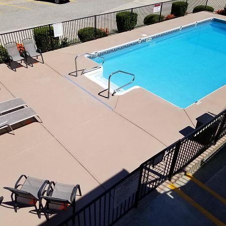Osoyoos Lakeview Inn & Suites Dış mekan fotoğraf