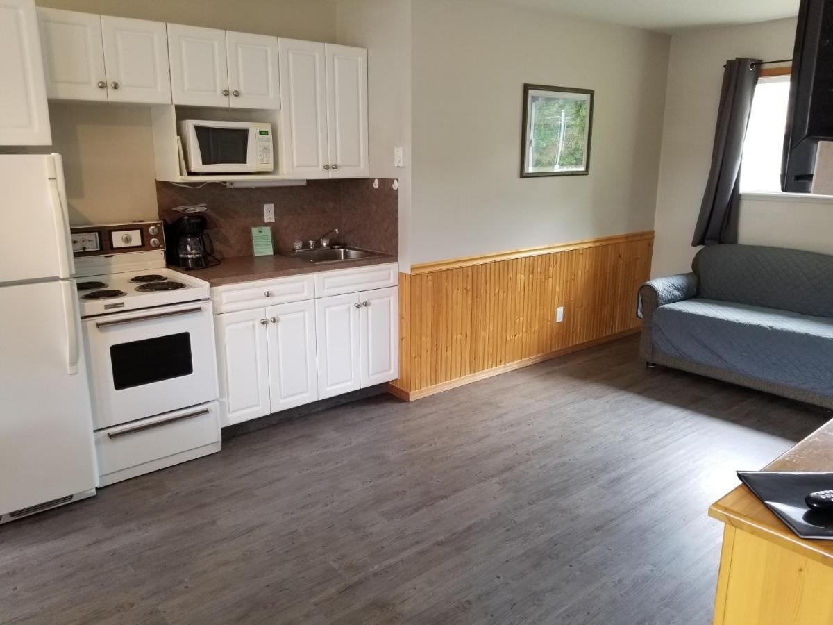 Osoyoos Lakeview Inn & Suites Oda fotoğraf