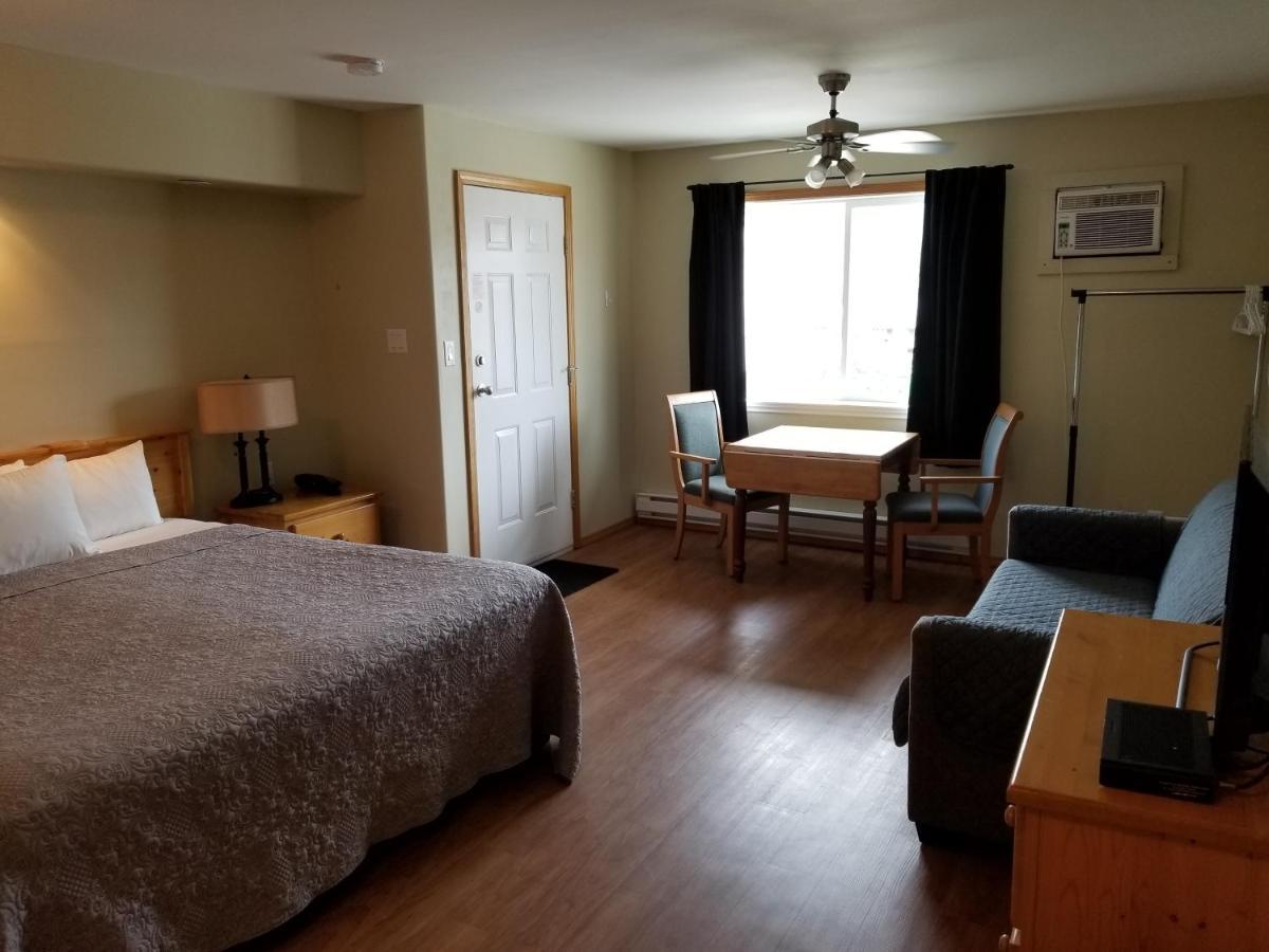 Osoyoos Lakeview Inn & Suites Oda fotoğraf