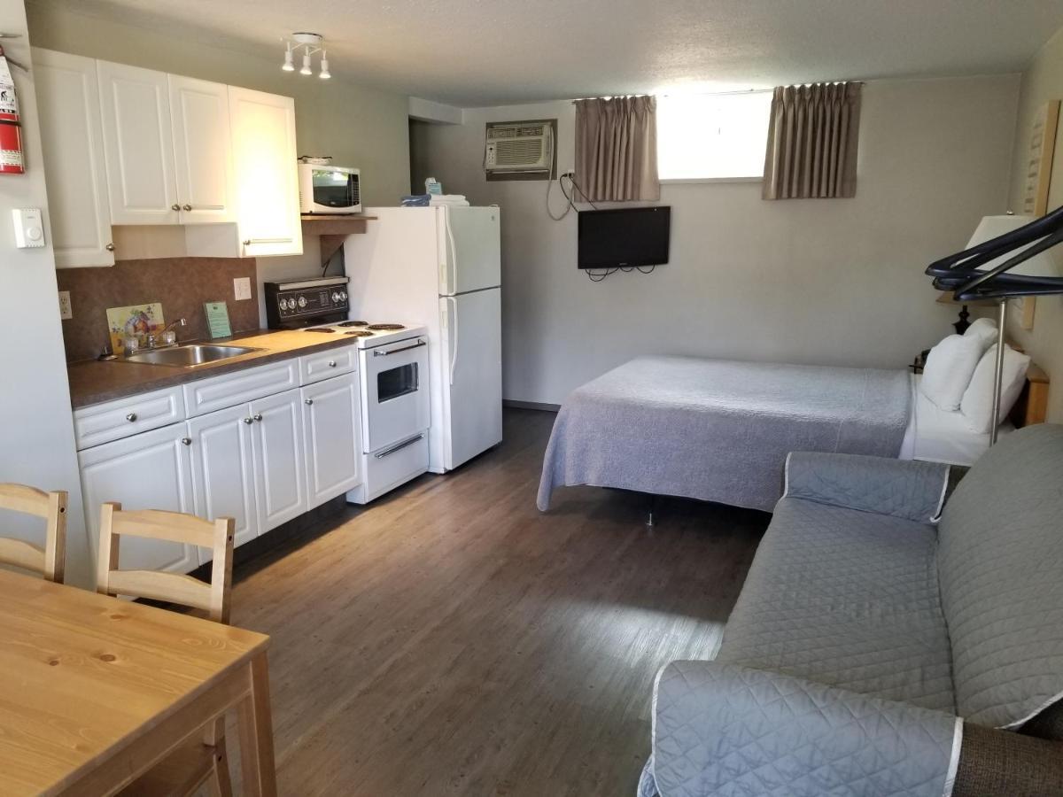 Osoyoos Lakeview Inn & Suites Oda fotoğraf