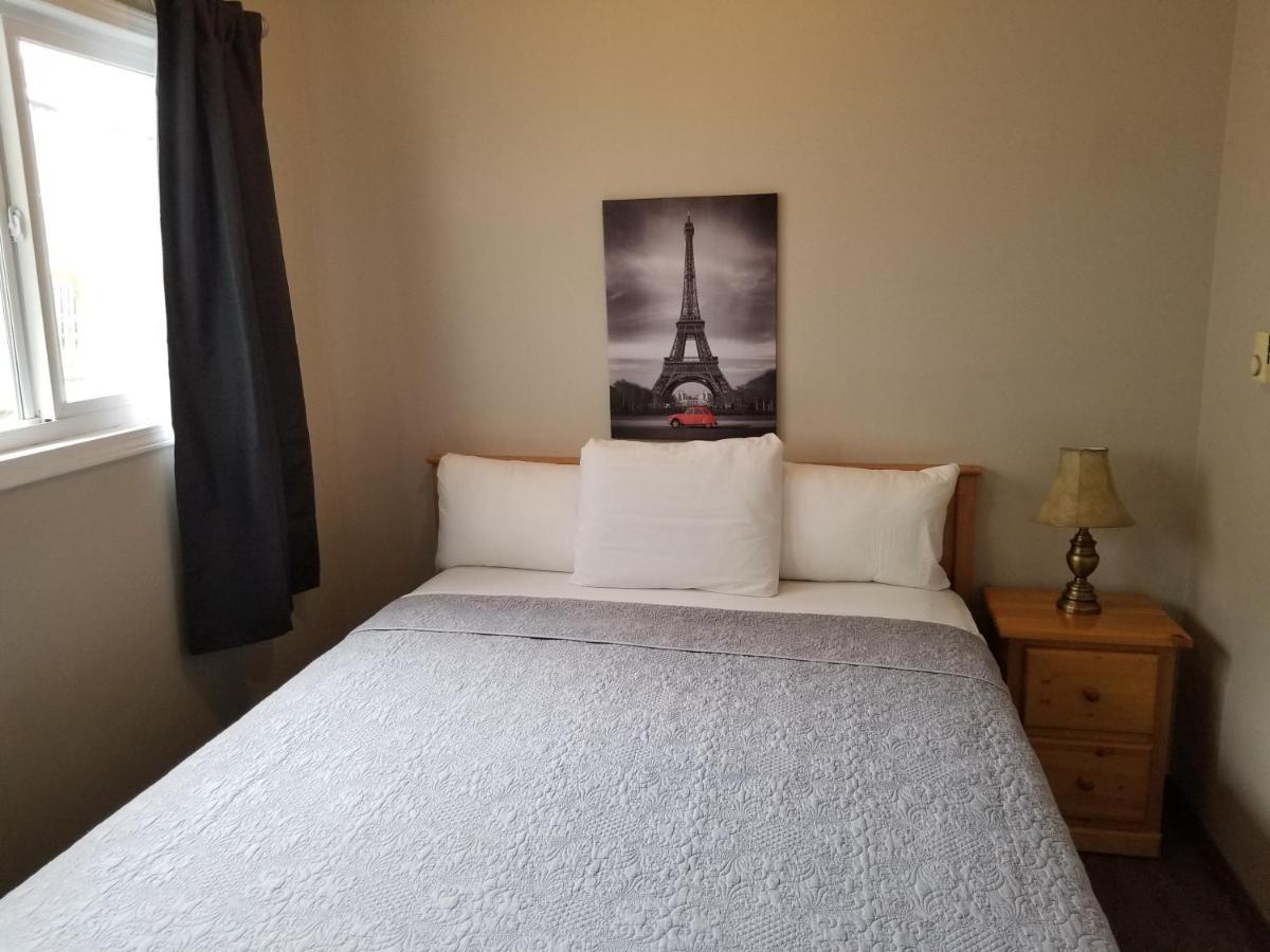 Osoyoos Lakeview Inn & Suites Oda fotoğraf