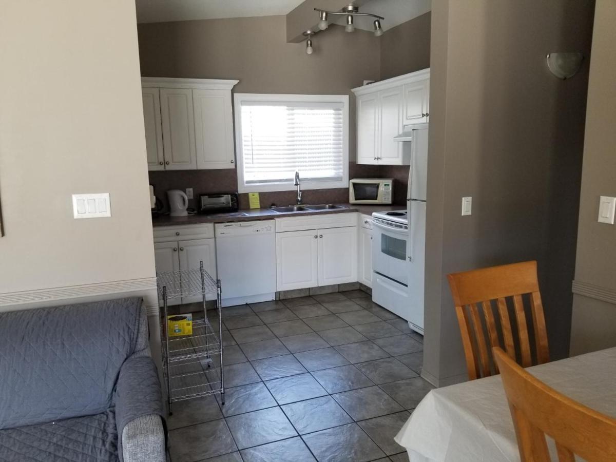 Osoyoos Lakeview Inn & Suites Dış mekan fotoğraf